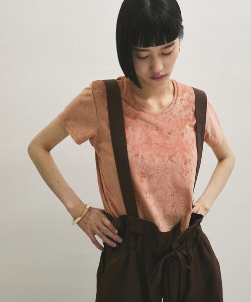 ADAM ET ROPE'（アダムエロペ）の「クラッシュベロアTシャツ（Tシャツ/カットソー・レディース・オフホワイト/ダークブラウン/モスグリーン/ブルー系/ピンク・F）」の5枚目の写真