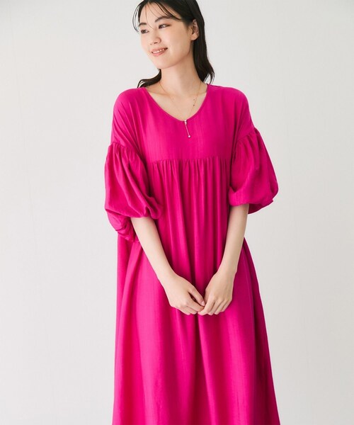 Jayro(ジャイロ)の「袖ボリュームワンピース(ワンピース・レディース・ブラック/ブルー/ピンク・F)」の20枚目の写真