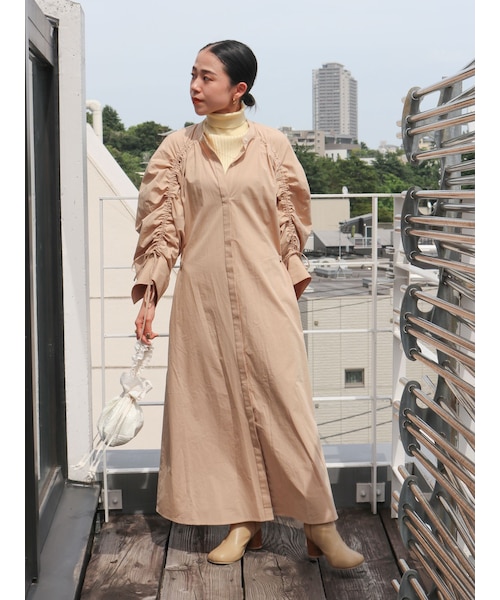 Ungrid（アングリッド）の「スリーブギャザーワンピース（シャツワンピース・レディース・オフホワイト/ベージュ/ミックス・F）」の6枚目の写真