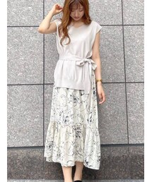 MERCURYDUO | フラワーイレヘムノースリニットセット(ワンピース)