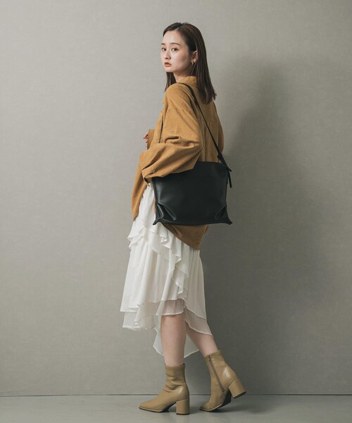SENSE OF PLACE by URBAN RESEARCH(センスオブプレイスバイアーバンリサーチ)の「ワンショルダースクエアバッグ(ショルダーバッグ・レディース・BLACK/MOCHA・one)」の7枚目の写真