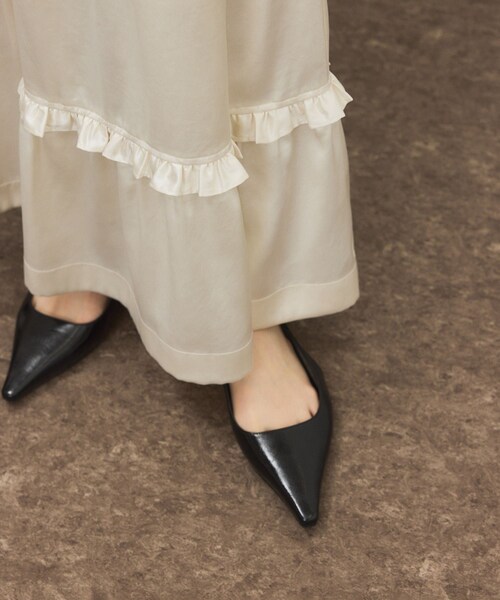 ADAM ET ROPE'（アダムエロペ）の「バックストラップパンプス（パンプス・レディース・ブラック/オフホワイト・23.0/23.5/24.0/24.5）」の16枚目の写真