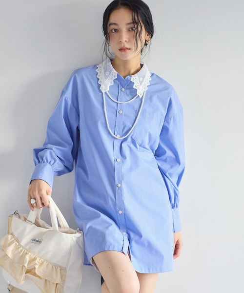 VIS（ビス）の「襟レース付きミニ丈シャツワンピ（シャツワンピース・レディース・ホワイト/サックス・F）」の2枚目の写真