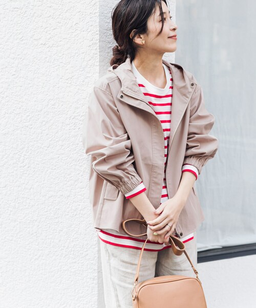 URBAN RESEARCH DOORS（アーバンリサーチドアーズ）の「撥水バックギャザーフードジャケット（テーラードジャケット・レディース・BEIGE/PINKBEIGE/NAVY・Free）」の9枚目の写真