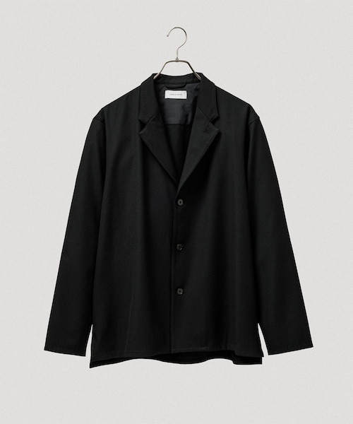 ADAM ET ROPE'(アダムエロペ)の「4WAY ストレッチ ツイル イージー ジャケット / セットアップ対応(テーラードジャケット・メンズ・ブラック/チャコール/カーキ・L/M)」の1枚目の写真