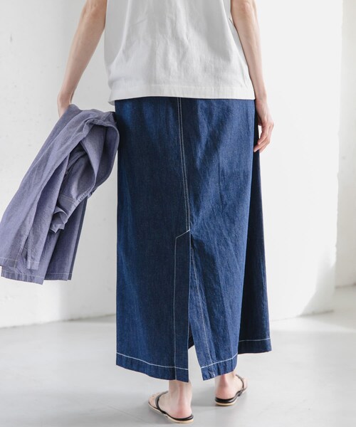 URBAN RESEARCH DOORS（アーバンリサーチドアーズ）の「FORK&SPOON　綿麻デニムスカート（デニムスカート・レディース・ONEWASH/USED・1/2）」の8枚目の写真