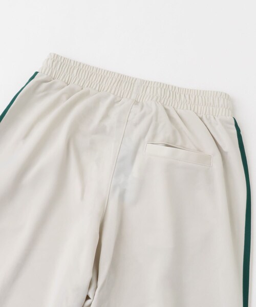 KBF(ケイビーエフ)の「adidas TRACKPANTS(その他パンツ・レディース・AMBIENTSKY/CLEARBROWN/DARKBROWN・XS)」の8枚目の写真