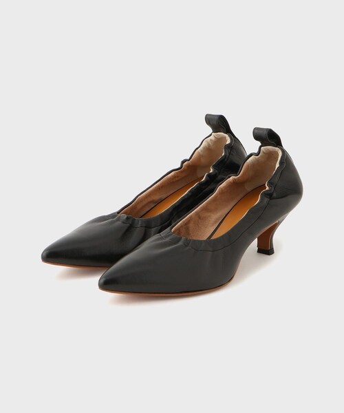 ROPE'（ロペ）の「【L’unique et moi（リュニック エ モア）】AliceII｜ギャザーパンプス（パンプス・レディース・ブラック/ベージュ・23.0/23.5/24.0/24.5/25.0）」の3枚目の写真