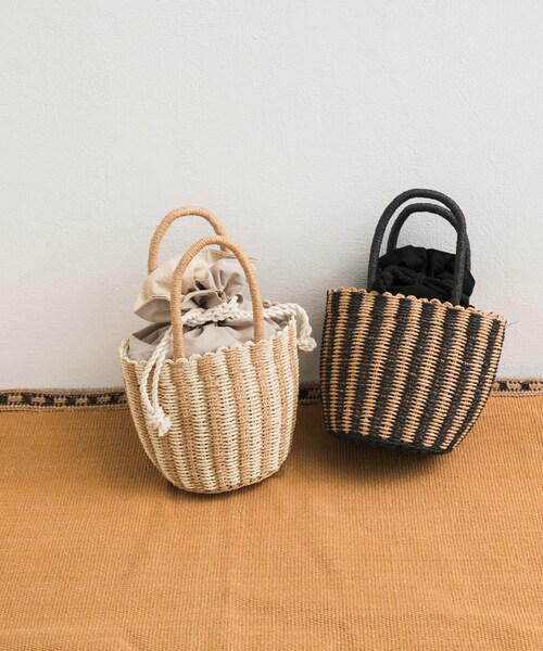 URBAN RESEARCH DOORS（アーバンリサーチドアーズ）の「巾着カゴバッグ（ハンドバッグ・レディース・BLACK/GRAGE・one）」の6枚目の写真