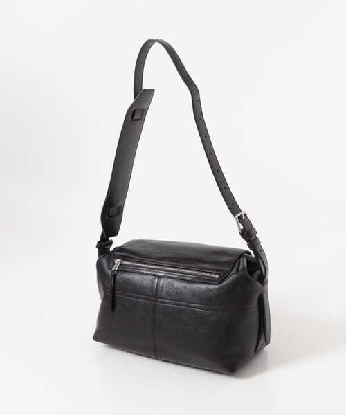 URBAN RESEARCH(アーバンリサーチ)の「LEMAIRE MEDIUM GEAR BAG(ショルダーバッグ・メンズ・ESPRESSO/DARK MINK・-)」の5枚目の写真