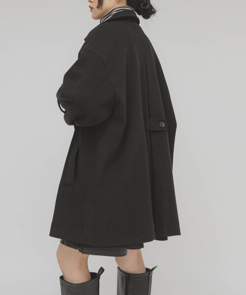 KBF（ケイビーエフ）の「BIGカラーミドルコート（テーラードジャケット・レディース・FOG BEIGE/BROWN/BLACK・one）」の6枚目の写真