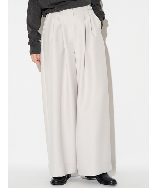 ELENDEEK（エレンディーク）の「TUCK WIDE REG PT（その他パンツ・レディース・オフホワイト/ブラック/ブラウン/モカ・01/02）」の5枚目の写真