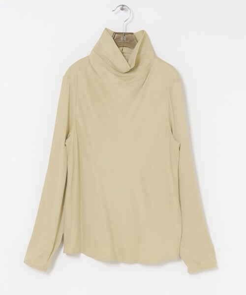 URBAN RESEARCH(アーバンリサーチ)の「RECTO SATIN BLOUSE(シャツ/ブラウス・レディース・L BEIGE・S)」の2枚目の写真