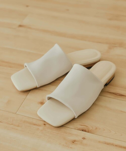 SENSE OF PLACE by URBAN RESEARCH(センスオブプレイスバイアーバンリサーチ)の「サテンストレッチミュール(サンダル・レディース・BEIGE/IVORY/BLACK/GREEN・S/M/L)」の9枚目の写真