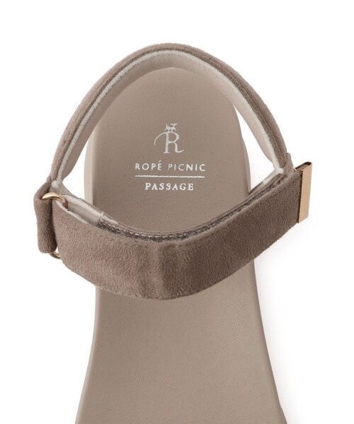 ROPE' PICNIC(ロペピクニック)の「ワニカンベルクロスニーカーサンダル(サンダル・レディース・ブラック/キナリ/ベージュ/ベージュ系/ネイビー・L/M/S)」の21枚目の写真