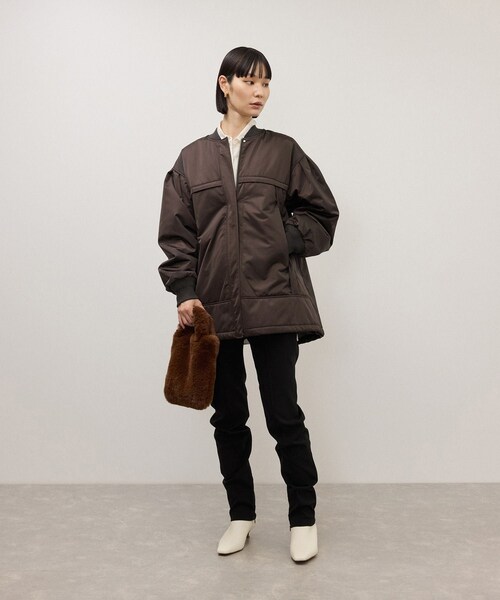 ADAM ET ROPE'(アダムエロペ)の「【WEB限定】・【定番】パフスリーブMA1(MA-1・レディース・ブラック/ダークブラウン/ブラウン・F)」の7枚目の写真