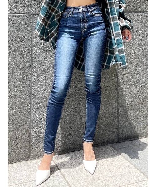 GYDA（ジェイダ）の「M/W SHAPELY スキニーデニムパンツ（デニムパンツ・レディース・ブルー/アイスブルー/スカイブルー/インディゴ・XS/S/M）」の20枚目の写真