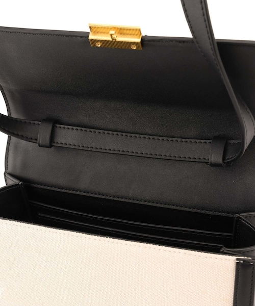 ADAM ET ROPE'（アダムエロペ）の「【サステナブル】オーガニックコットンフラップショルダーバッグ（ショルダーバッグ・レディース・ブラック/ブラウン・F）」の14枚目の写真