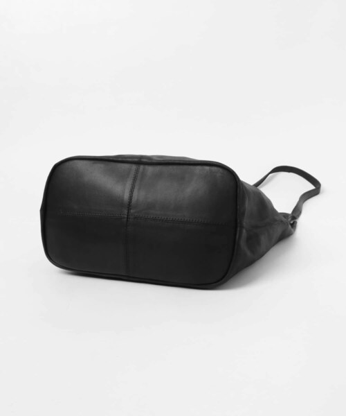 URBAN RESEARCH（アーバンリサーチ）の「Morphee　3WAY MEDIUM TOTE（トートバッグ・メンズ・NappaBlack・MS）」の6枚目の写真