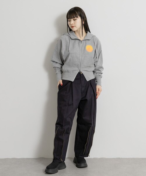 THE GOODLAND MARKET（ザグッドランドマーケット）の「PARKS PROJECT　Mt.FUJI No.4 ZipHoodie（パーカー・レディース・GRAY/PINK・FREE）」の8枚目の写真