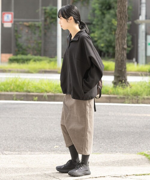 EKAL（エカル）の「ウォームドジャージスタンドプルオーバー（その他トップス・レディース・アイボリー/ブラック/ブラウン・one）」の19枚目の写真