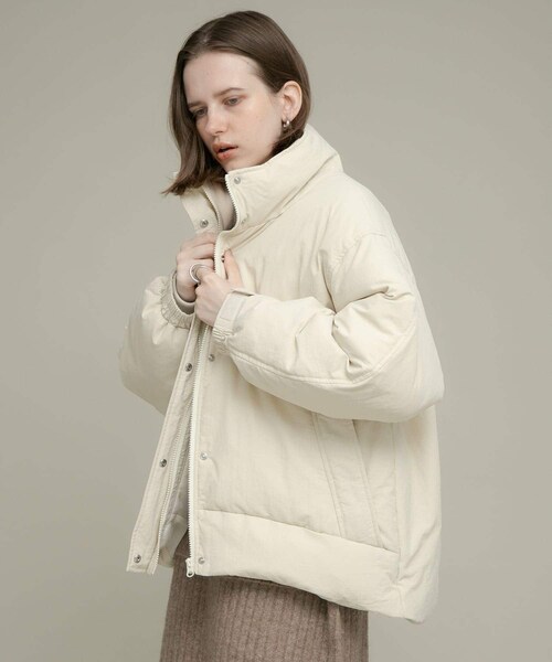 URBAN RESEARCH Sonny Label（アーバンリサーチサニーレーベル）の「撥水スタンドダウンジャケット（その他アウター・レディース・ブラック/エクリュ/ライトカーキ・FREE）」の7枚目の写真