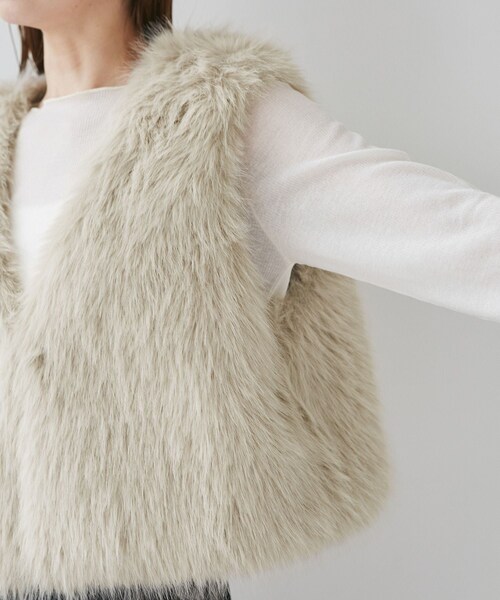 ROPE' PICNIC（ロペピクニック）の「ファーベスト（ベスト・レディース・ダークブラウン/ベージュ・F）」の21枚目の写真