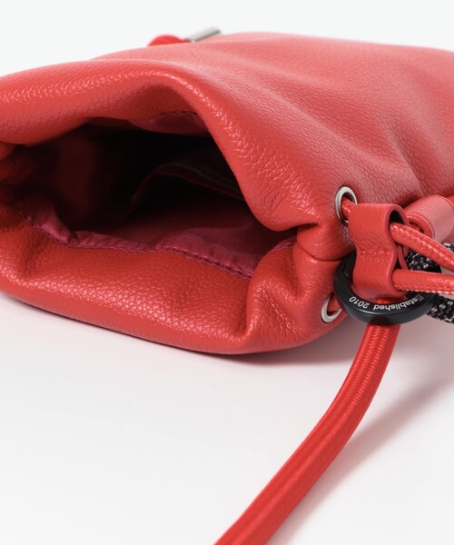 THE GOODLAND MARKET（ザグッドランドマーケット）の「F/CE.　TECH LEATHER MAP POCHETTE（ショルダーバッグ・レディース・Black/Beige/Red/Silver・FREE）」の18枚目の写真