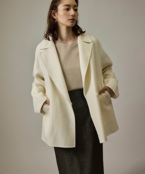 ROPE'（ロペ）の「ラムウールリバーミドルコート【Sサイズフェア対象】（ピーコート・レディース・グレー/オフホワイト/ベージュ系/キミドリ・34/36/38）」の22枚目の写真