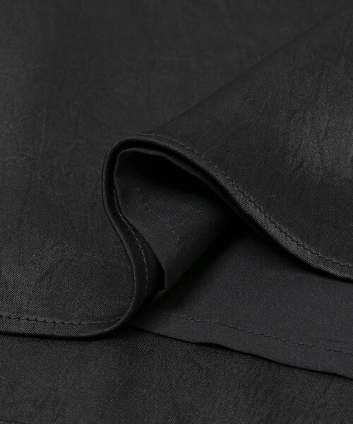 URBAN RESEARCH ROSSO（アーバンリサーチロッソ）の「2WAYネックサテンブラウス（シャツ/ブラウス・レディース・OFF WHITE/BLACK・Free）」の10枚目の写真