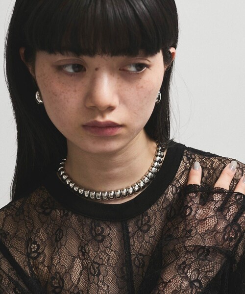 ADAM ET ROPE'(アダムエロペ)の「LES BIJOUX スクエアチェーンネックレス(ネックレス・レディース・ゴールド/シルバー・F)」の3枚目の写真
