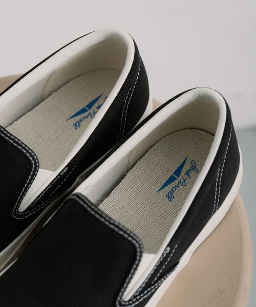 SENSE OF PLACE by URBAN RESEARCH(センスオブプレイスバイアーバンリサーチ)の「Converse JACK PURCELL CL SLIP-ON(スニーカー・メンズ・BLACK・26/27/28)」の3枚目の写真