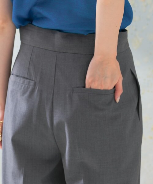 URBAN RESEARCH ROSSO（アーバンリサーチロッソ）の「ストレートスラックス（その他パンツ・レディース・GRAY/CAMEL・36/38/TALL）」の21枚目の写真