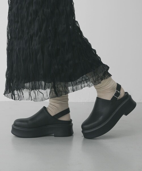 SENSE OF PLACE by URBAN RESEARCH（センスオブプレイスバイアーバンリサーチ）の「クロッグベルトサボ（その他シューズ・レディース・BLACK/Y.BEIGE・S/M/L）」の4枚目の写真