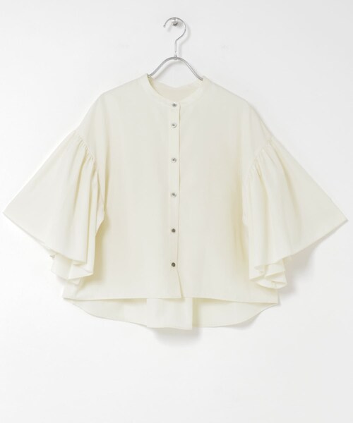 URBAN RESEARCH ROSSO（アーバンリサーチロッソ）の「『一部WEB限定カラー』UVカットウォッシャブルリネン混ブラウス（シャツ/ブラウス・レディース・OFF/NAVY/YELLOW/RED・Free）」の17枚目の写真