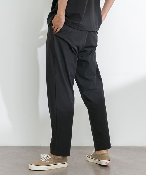 URBAN RESEARCH Sonny Label（アーバンリサーチサニーレーベル）の「『接触冷感/吸水速乾/UVカット』Breeze Fit イージーパンツ（その他パンツ・メンズ・チャコール/ブラック/グレージュ・M/L）」の18枚目の写真