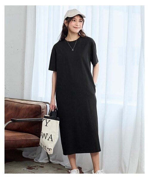 nissen（ニッセン）の「大きいサイズ 綿100％汗染みしにくいゆるシルエットロングチュニック（チュニック・レディース・黒/オフホワイト/グレイッシュブルー/モスカーキ・L/LL/3L/4L/5L/6L/8L/10L）」の17枚目の写真