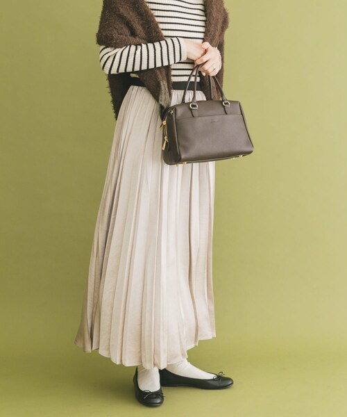 ITEMS URBANRESEARCH（アイテムズ アーバンリサーチ）の「サテンプリーツスカート（スカート・レディース・CHA/BRN/P.BEG・FREE）」の3枚目の写真