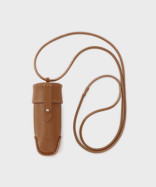 ADAM ET ROPE'（アダムエロペ）の「【PFT】Lip Charm（キーホルダー・レディース・ブラック/ベージュ系・F）」の2枚目の写真