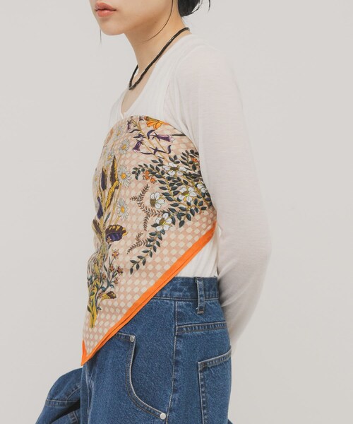 KBF（ケイビーエフ）の「ヴィンテージフラワースカーフ（バンダナ/スカーフ・レディース・RED/ORANGE・One）」の12枚目の写真