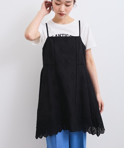 VIS(ビス)の「カットワークレースキャミミニワンピース(ワンピース・レディース・ブラック/オフホワイト・F)」の2枚目の写真