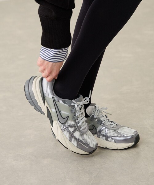 ROPE' PICNIC(ロペピクニック)の「【NIKE/ナイキ】WSV2K ラン(スニーカー・レディース・グレー系/ホワイト・23.5/24.0/24.5)」の11枚目の写真