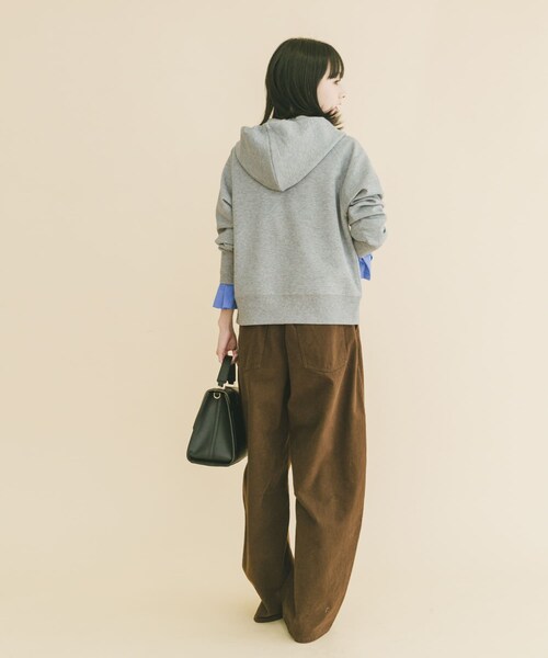 ITEMS URBANRESEARCH（アイテムズ アーバンリサーチ）の「ダンボールジップパーカー（パーカー・レディース・BLK/BRN/GRY・FREE）」の17枚目の写真