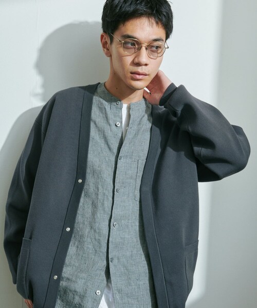 URBAN RESEARCH DOORS（アーバンリサーチドアーズ）の「『UR TECH Renew Knit』Vネックカーディガン（カーディガン/ボレロ・メンズ・GRAY/CHARCOAL/LIGHTBROWN・M/L）」の8枚目の写真