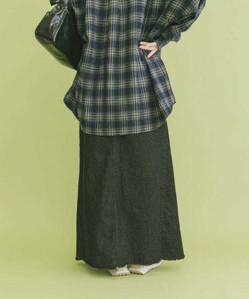 ITEMS URBANRESEARCH（アイテムズ アーバンリサーチ）の「デニムロングスカート（デニムスカート・レディース・BLU/BLK・S/M）」の11枚目の写真