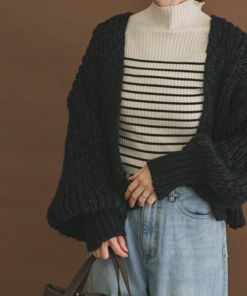 ITEMS URBANRESEARCH（アイテムズ アーバンリサーチ）の「ウールミックスボリュームカーディガン（カーディガン/ボレロ・レディース・IVO/NVY・Free）」の19枚目の写真