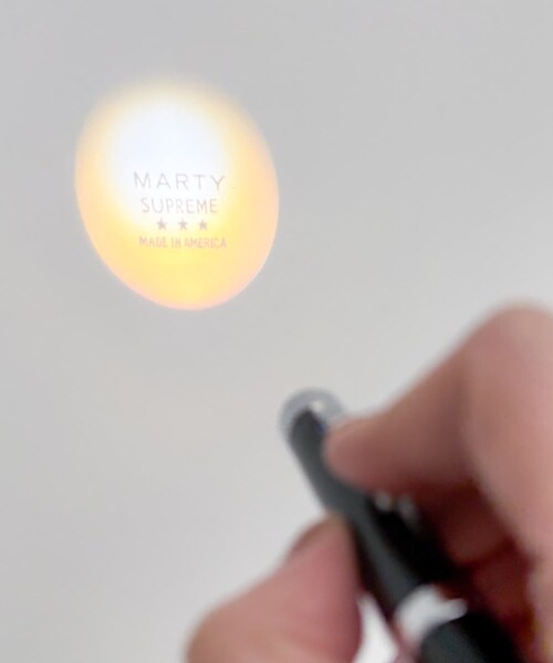 URBAN RESEARCH（アーバンリサーチ）の「URBAN RESEARCH×MARTY SUPREME×A24　PROJECTER PEN（ネクタイ・メンズ・BLACK・-）」の7枚目の写真