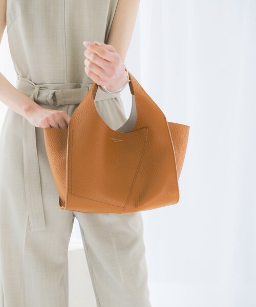 URBAN RESEARCH ROSSO（アーバンリサーチロッソ）の「GIANNI CHIARINI　EUFORIA（ショルダーバッグ・レディース・CARAMELLO/SHAKE・-）」の3枚目の写真