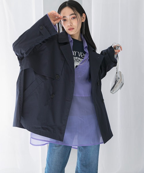 URBAN RESEARCH ROSSO（アーバンリサーチロッソ）の「『WEB/一部店舗限定』撥水ショートトレンチコート（ステンカラーコート・レディース・L/BEIGE/NAVY・FREE）」の22枚目の写真