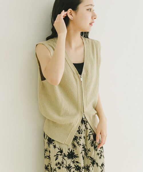 ITEMS URBANRESEARCH（アイテムズ アーバンリサーチ）の「ブークレジップベスト（ベスト・レディース・BEG/NVY/MOC・FREE）」の17枚目の写真